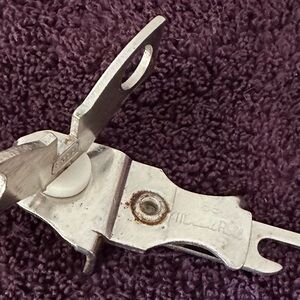 Vintage Ekco Miracle Roll 88 Handheld Metal Can Opener Mini Camping Survival.